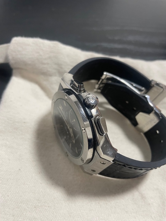 ウブロ クラシックフュージョン （高級時計）の商品画像 - 査定依頼日：2026年2月4日 - 最高査定価格：680,000円