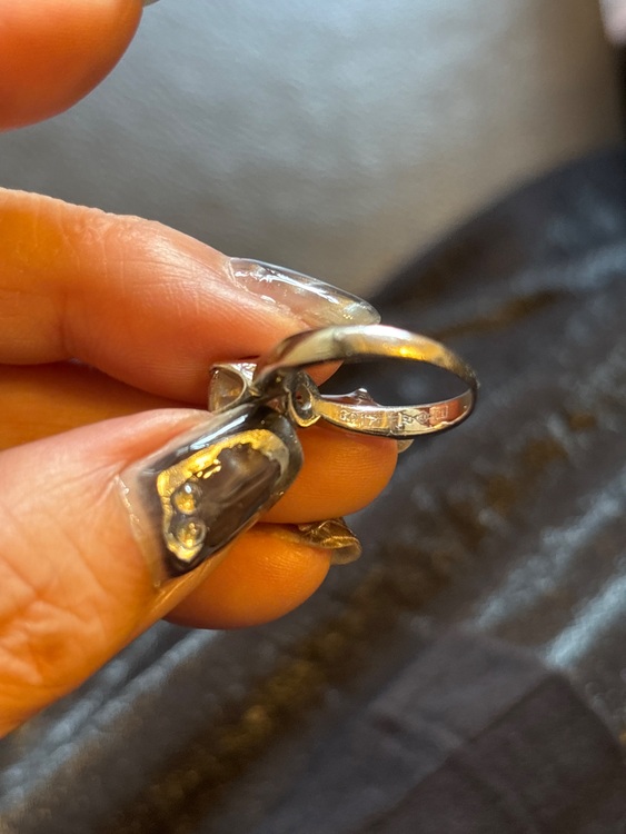 ダイヤモンド（金・貴金属）の商品画像 - 査定依頼日：2025年7月18日 - 最高査定価格：5,000,000円