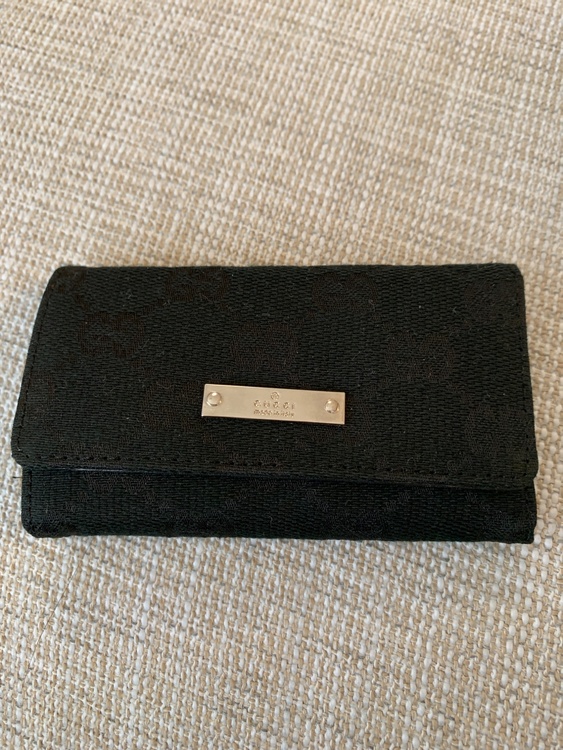 グッチ  （ブランドバッグ）の商品画像 - 査定依頼日：2025年12月13日 - 最高査定価格：2,000円