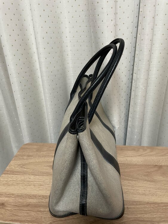 ガーデンパーティPM（ブランドバッグ）の商品画像 - 査定依頼日：2026年2月14日 - 最高査定価格：180,000円