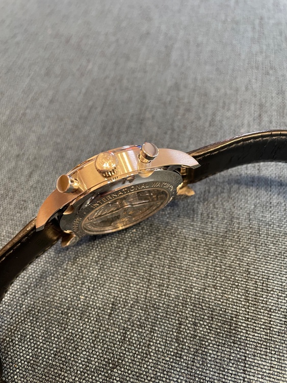 ポルトキーゼクロノグラフクラッシック（高級時計）の商品画像 - 査定依頼日：2026年2月15日 - 最高査定価格：100,000円