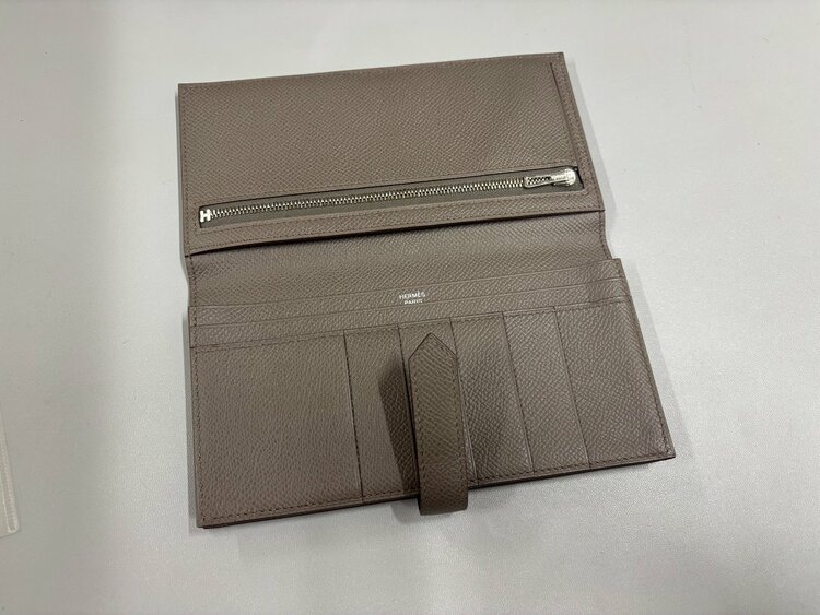 エルメス エルメス(その他) （ブランドバッグ）の商品画像 - 査定依頼日：2025年12月9日 - 最高査定価格：100,000円