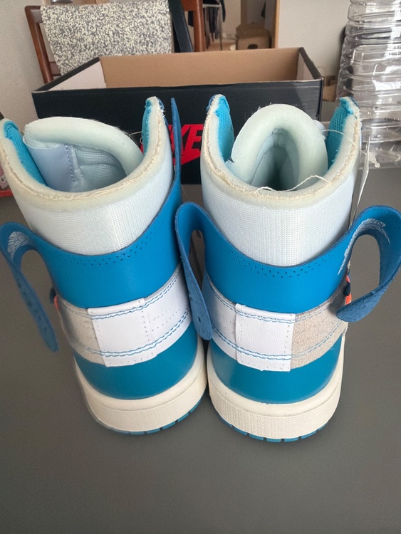 AIR JORDAN 1X OFF-WHITE NRG（古着・ファッション）の商品画像 - 査定依頼日：2026年9月6日 - 最高査定価格：120,000円