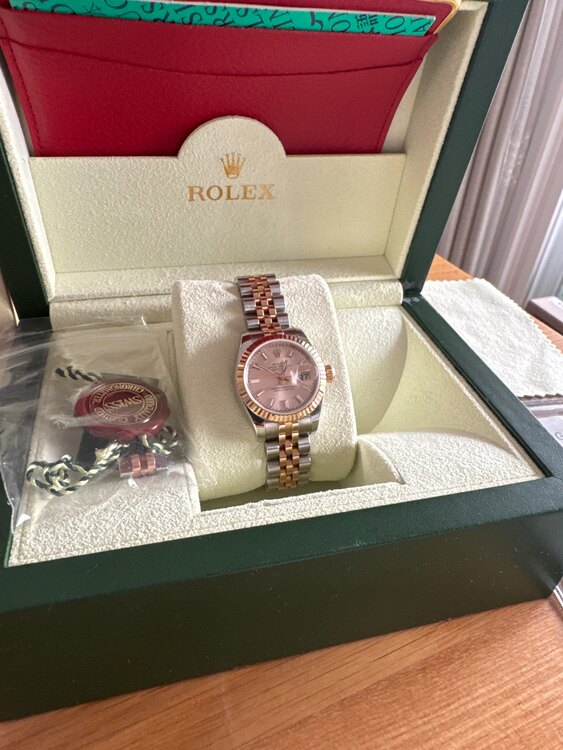 ロレックス デイトジャスト D24644（高級時計）の商品画像 - 査定依頼日：2025年4月2日 - 最高査定価格：1,150,000円