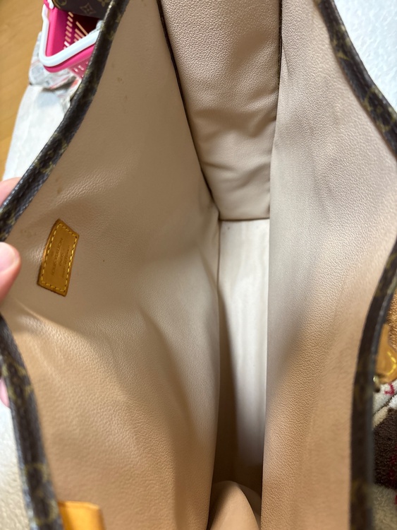 不明（ブランドバッグ）の商品画像 - 査定依頼日：2026年1月26日 - 最高査定価格：16,000円