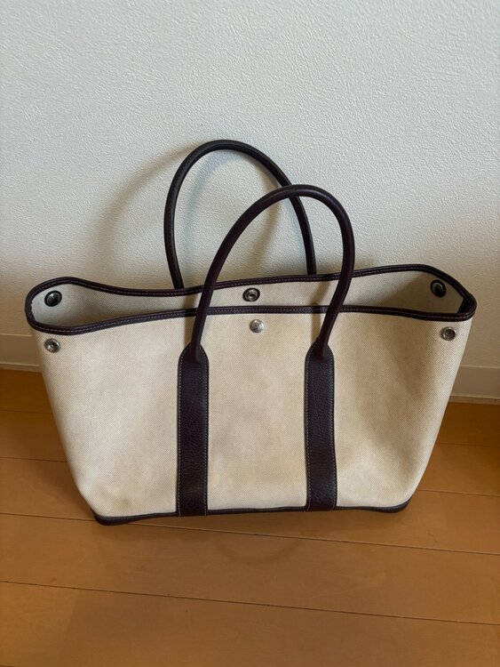 ガーデンパーティ（ブランドバッグ）の商品画像 - 査定依頼日：2026年6月14日 - 最高査定価格：160,000円
