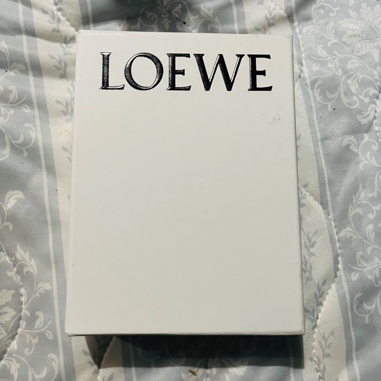 アナグラムトライフォールドウォレット（ブランド財布・小物）の商品画像 - 査定依頼日：2025年9月18日 - 最高査定価格：24,000円