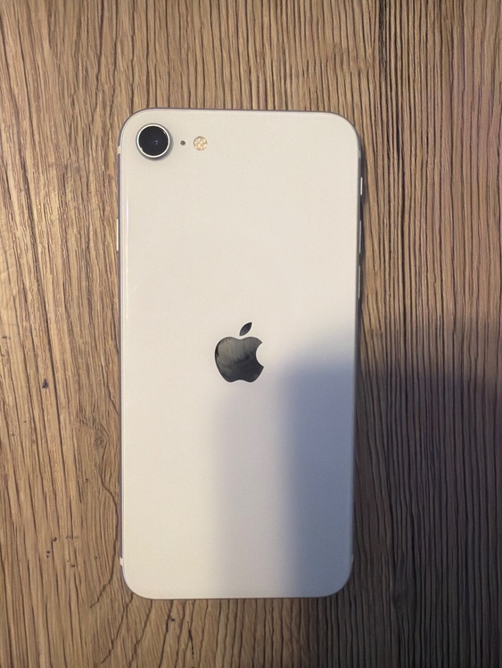 HMGQ3J（スマホ）の商品画像 - 査定依頼日：2026年10月5日 - 最高査定価格：14,000円
