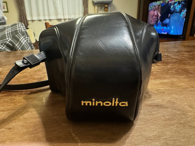 SR T 101（カメラ）の商品画像 - 査定依頼日：2025年5月8日 - 最高査定価格：1,200円