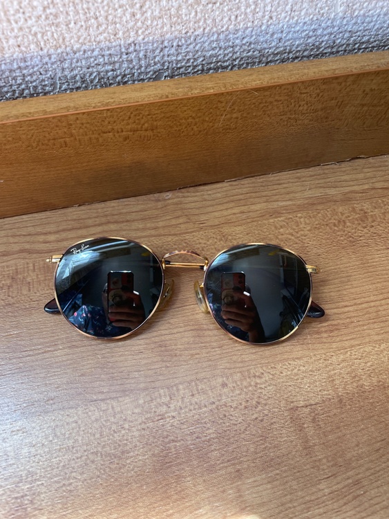 RB2132Fnew wayfarer 902 レイバンUSA RB3566-ch004／A1（古着・ファッション）の商品画像 - 査定依頼日：2026年9月2日 - 最高査定価格：3,500円