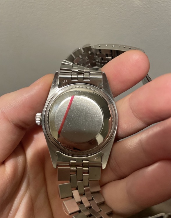 オイスターペーパチュアルデイトジャスト（高級時計）の商品画像 - 査定依頼日：2025年12月14日 - 最高査定価格：700,000円