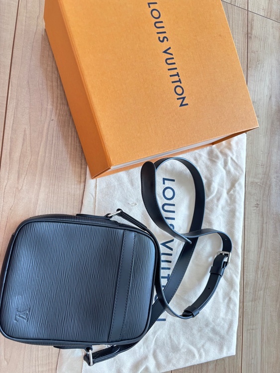 ルイヴィトン レザーショルダーバッグ（ブランドバッグ）の商品画像 - 査定依頼日：2025年9月19日 - 最高査定価格：90,000円