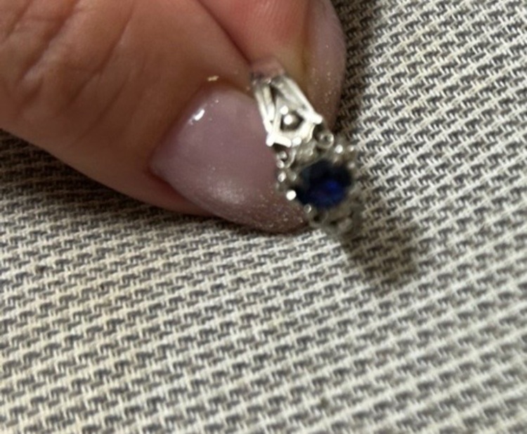 サファイア（金・貴金属）の商品画像 - 査定依頼日：2025年6月26日 - 最高査定価格：40,000円