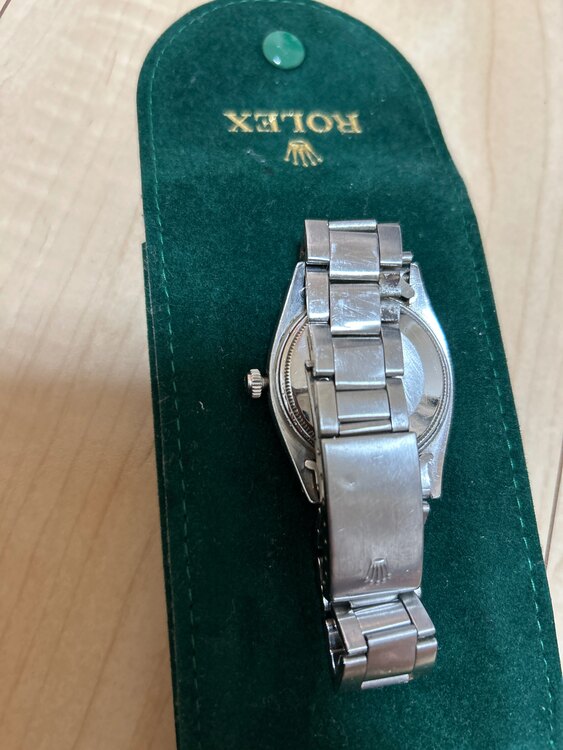 ロレックス エクスプローラー 550（高級時計）の商品画像 - 査定依頼日：2024年12月8日 - 最高査定価格：1,000,000円