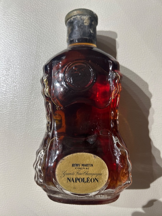 X O、ナポレオン　その他（お酒）の商品画像 - 査定依頼日：2026年1月31日 - 最高査定価格：14,100円
