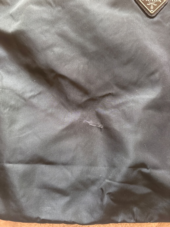 プラダ  （ブランドバッグ）の商品画像 - 査定依頼日：2025年12月29日 - 最高査定価格：10,000円