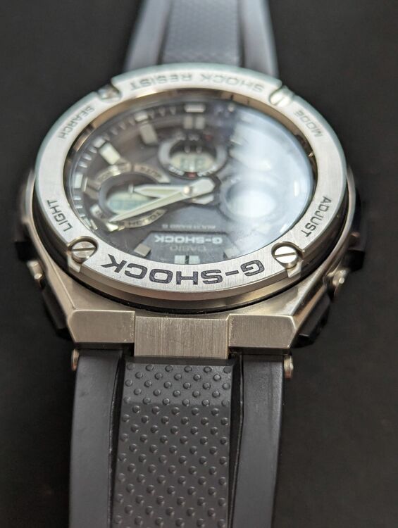 G-SHOCK その他 GST-W110（高級時計）の商品画像 - 査定依頼日：2025年7月16日 - 最高査定価格：6,000円