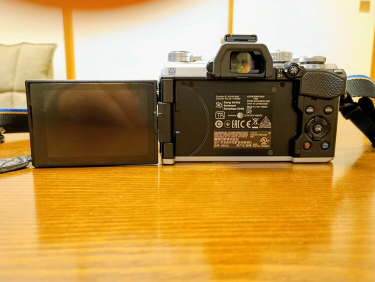 om-d e-m5 markⅢ（カメラ）の商品画像 - 査定依頼日：2026年5月16日 - 最高査定価格：71,100円