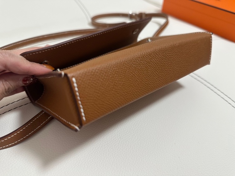 ナップトゥーゴー（ブランドバッグ）の商品画像 - 査定依頼日：2025年11月16日 - 最高査定価格：340,000円