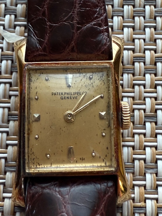 Yellow Gold Pagoda shape ladies （高級時計）の商品画像 - 査定依頼日：2025年10月22日 - 最高査定価格：2,000,000円