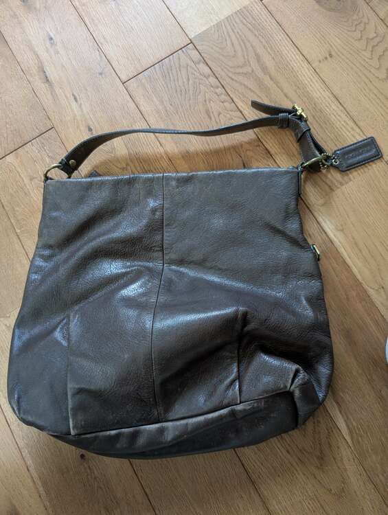 その他 コーチ （ブランドバッグ）の商品画像 - 査定依頼日：2025年5月8日 - 最高査定価格：1,000円