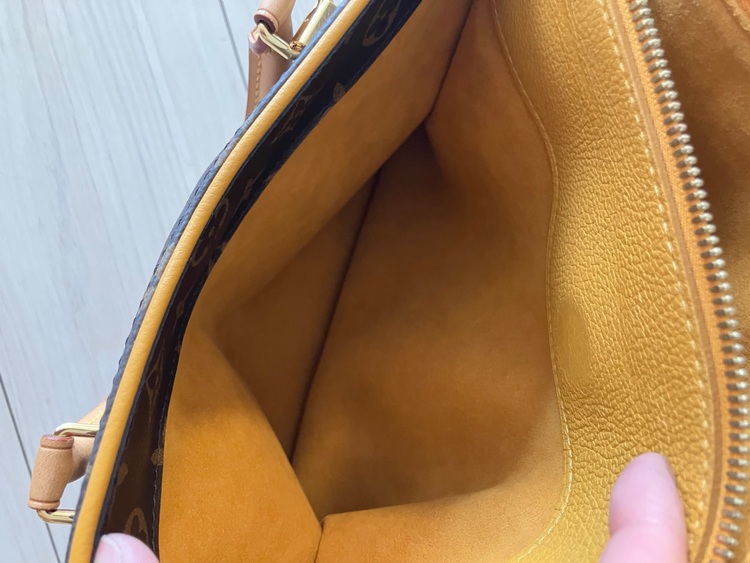 ルイヴィトン モノグラム （ブランドバッグ）の商品画像 - 査定依頼日：2025年10月5日 - 最高査定価格：180,000円