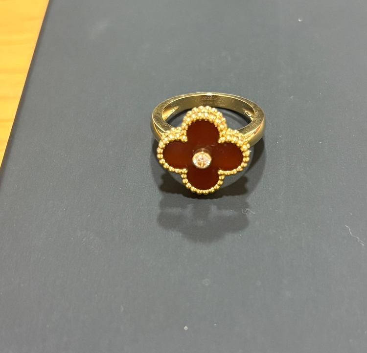 Van Cleef & Arpels ヴィンテージ アルハンブラ リング（金・貴金属）の商品画像 - 査定依頼日：2026年8月30日 - 最高査定価格：450,000円