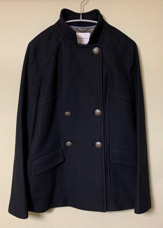 BANANA REPUBLIC  ウールコート（古着・ファッション）の商品画像 - 査定依頼日：2025年4月17日 - 最高査定価格：1,000円