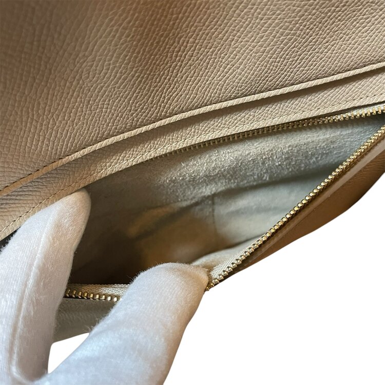 ベルトバッグ　ミニ（ブランドバッグ）の商品画像 - 査定依頼日：2025年4月14日 - 最高査定価格：100,000円