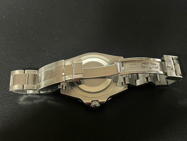 ロレックス GMTマスター 116710Ln（高級時計）の商品画像 - 査定依頼日：2025年3月2日 - 最高査定価格：1,800,000円