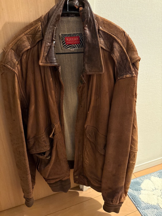 革ジャン（古着・ファッション）の商品画像 - 査定依頼日：2026年1月4日 - 最高査定価格：500円