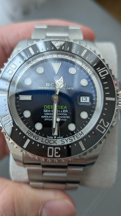 ロレックス シードゥエラー 13360（高級時計）の商品画像 - 査定依頼日：2026年2月18日 - 最高査定価格：2,300,000円