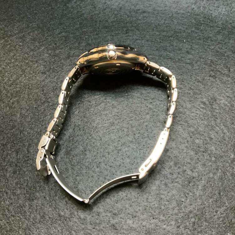 セイコー その他 8f58-002（高級時計）の商品画像 - 査定依頼日：2025年2月12日 - 最高査定価格：5,000円