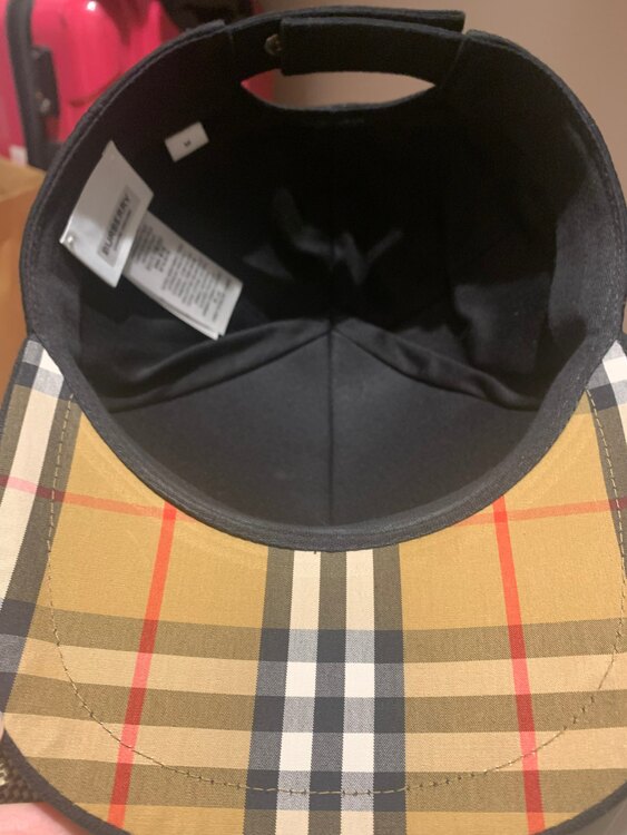 Burberry キャップ（古着・ファッション）の商品画像 - 査定依頼日：2025年4月1日 - 最高査定価格：5,000円