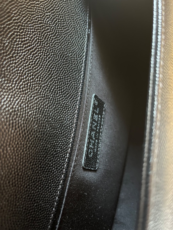 黒　レギュラー（ブランドバッグ）の商品画像 - 査定依頼日：2025年9月4日 - 最高査定価格：500,000円