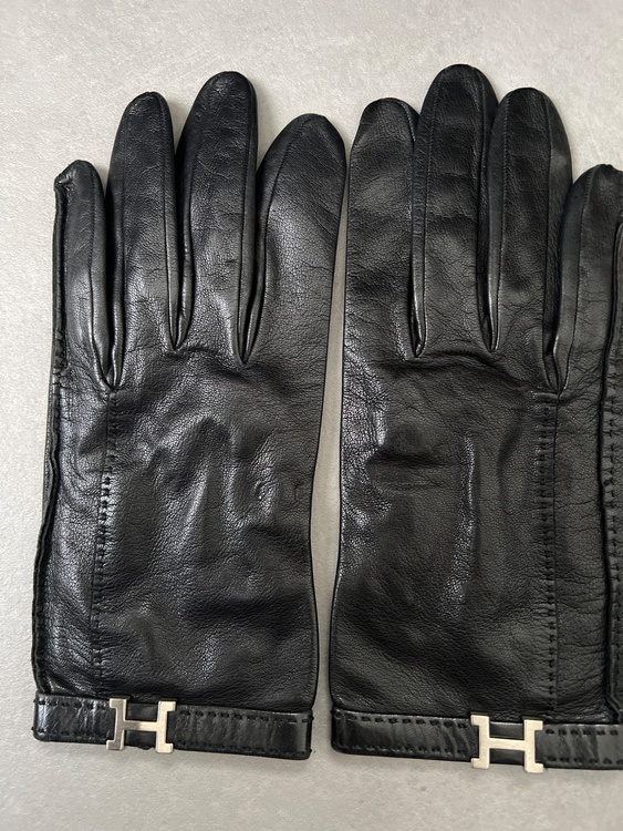 グローブ（古着・ファッション）の商品画像 - 査定依頼日：2026年3月30日 - 最高査定価格：5,000円