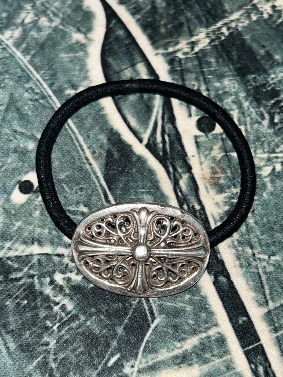 CHROME HEARTS HAIRBAND # OVAL CROSS（古着・ファッション）の商品画像 - 査定依頼日：2026年9月3日 - 最高査定価格：100,000円