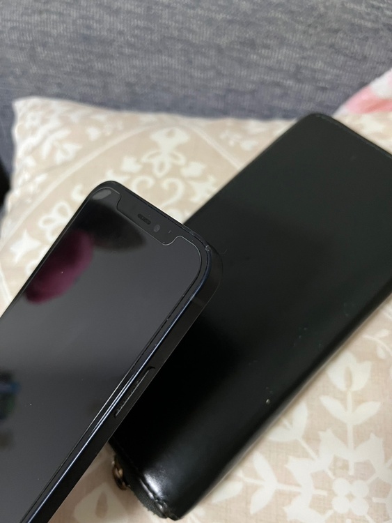 iPhone iPhone 12 64GB SIMフリー（スマホ）の商品画像 - 査定依頼日：2026年8月8日 - 最高査定価格：18,000円