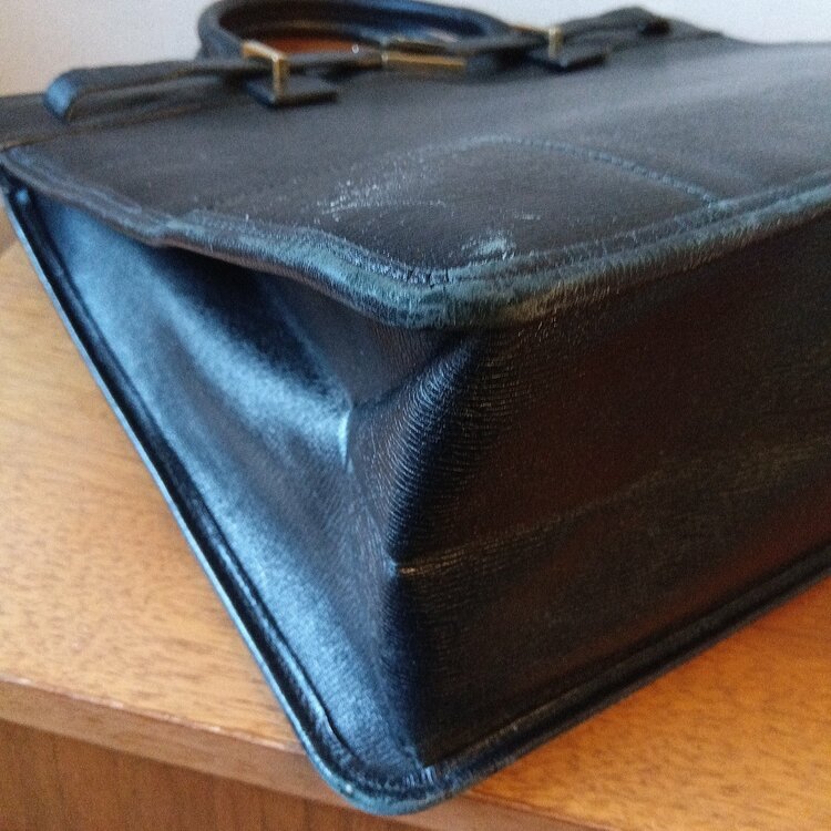 グッチ  （ブランドバッグ）の商品画像 - 査定依頼日：2026年1月11日 - 最高査定価格：30,000円