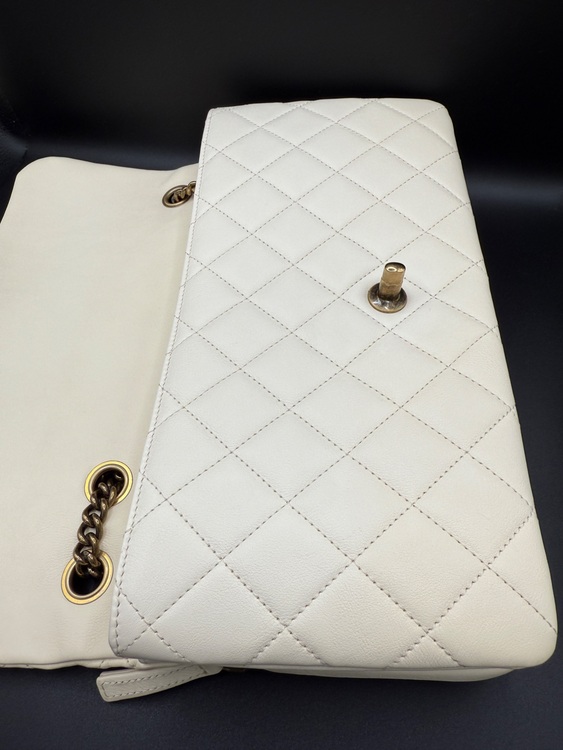 シャネル マトラッセ （ブランドバッグ）の商品画像 - 査定依頼日：2025年9月15日 - 最高査定価格：490,000円