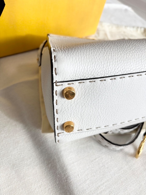 フェンディ  （ブランドバッグ）の商品画像 - 査定依頼日：2025年10月20日 - 最高査定価格：230,000円