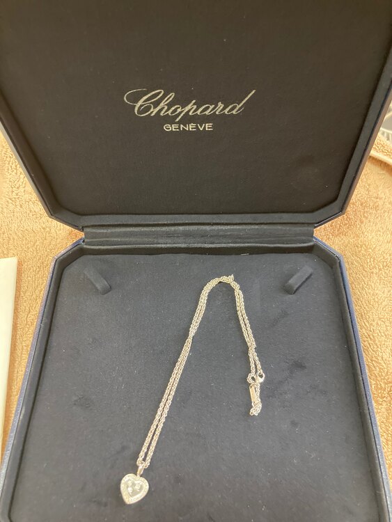 ショパール（宝石）の商品画像 - 査定依頼日：2023年12月16日 - 最高査定価格：210,000円