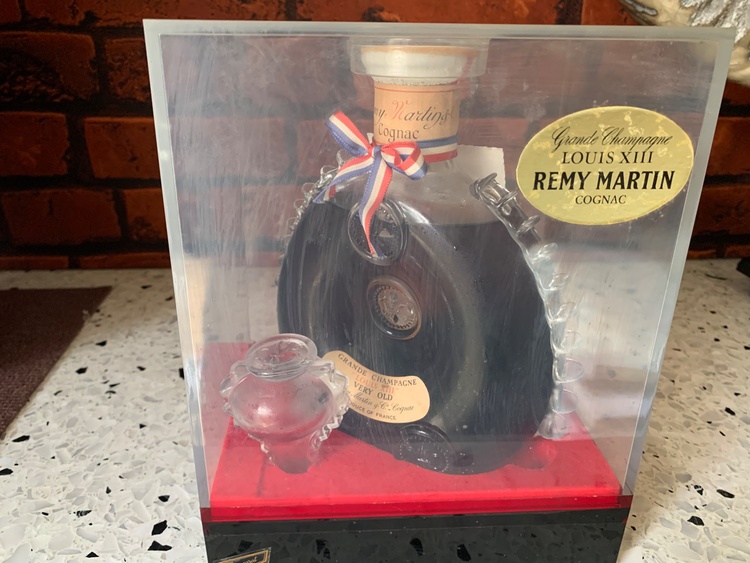 ルイ13世（お酒）の商品画像 - 査定依頼日：2026年2月16日 - 最高査定価格：130,000円