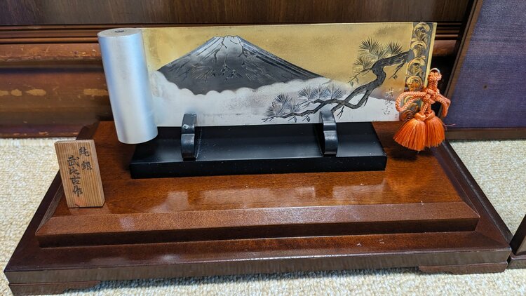 武比古作　純金絵巻物7号富士（美術品・骨董品）の商品画像 - 査定依頼日：2026年5月9日 - 最高査定価格：3,000円