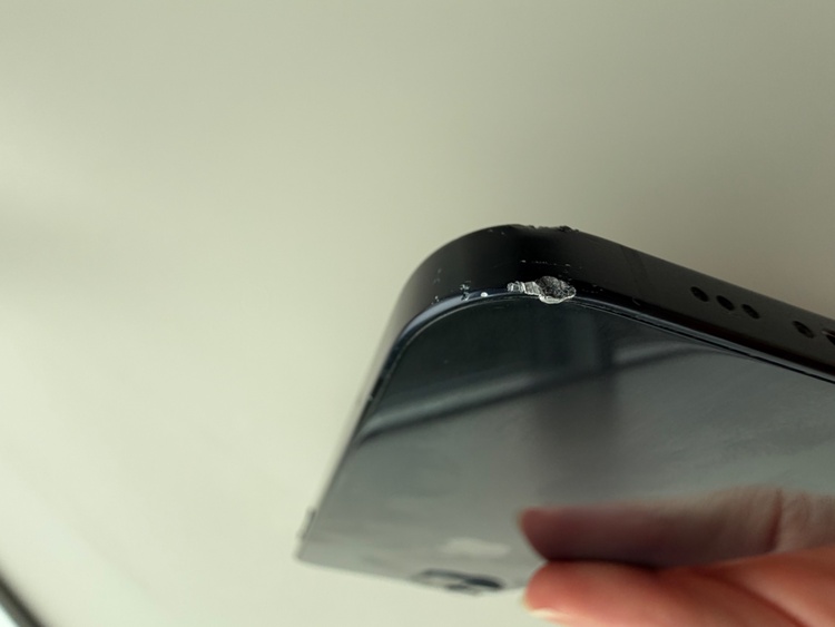 iPhone12  ブラック128G（スマホ）の商品画像 - 査定依頼日：2026年5月18日 - 最高査定価格：24,000円