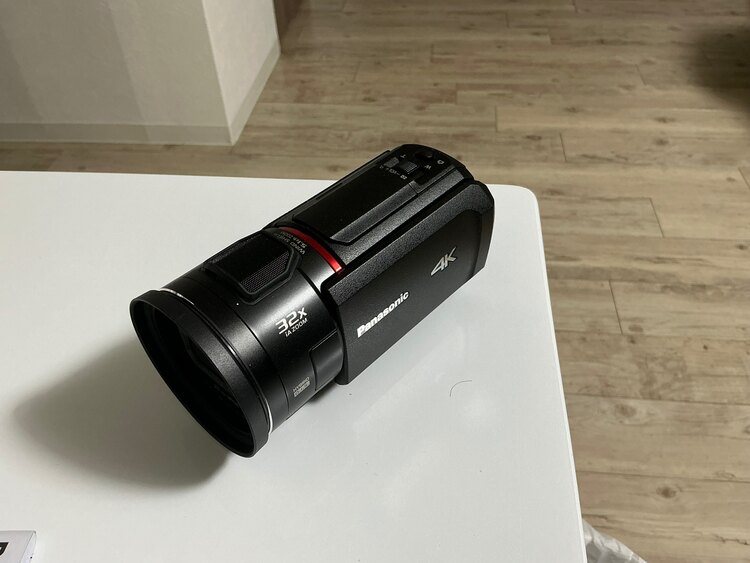 HC-V900（カメラ）の商品画像 - 査定依頼日：2025年3月24日 - 最高査定価格：70,000円