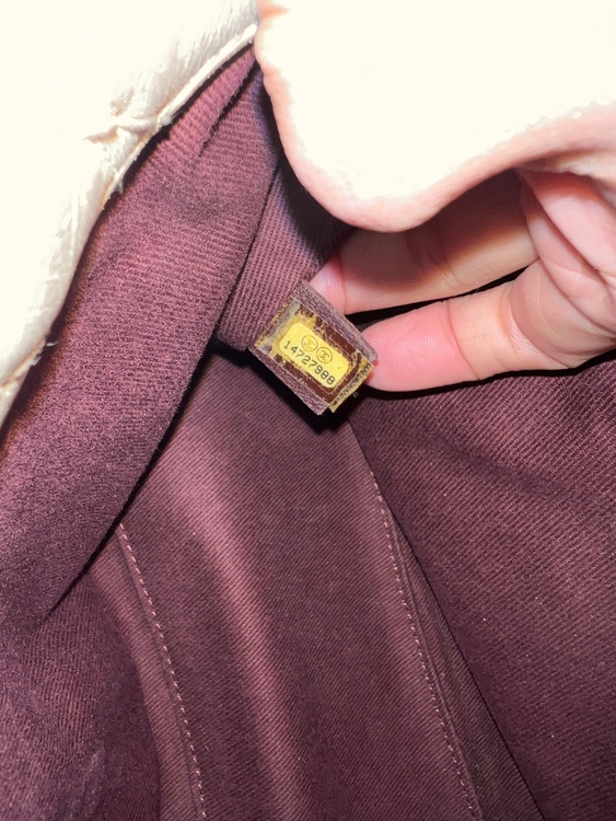 ベージュ　バッグ（ブランドバッグ）の商品画像 - 査定依頼日：2026年2月15日 - 最高査定価格：210,000円