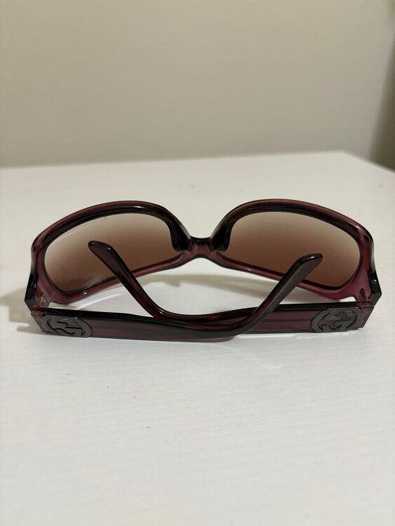 サングラス（古着・ファッション）の商品画像 - 査定依頼日：2025年3月3日 - 最高査定価格：3,100円