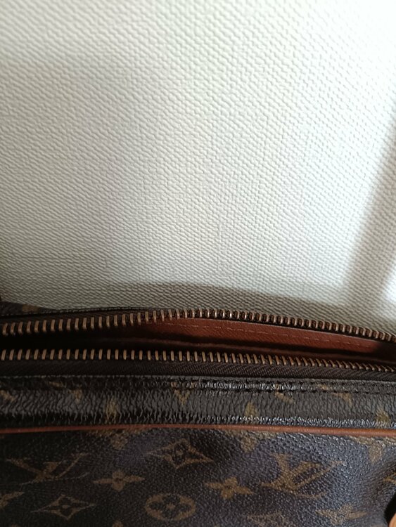 ルイヴィトン モノグラム （ブランドバッグ）の商品画像 - 査定依頼日：2026年4月16日 - 最高査定価格：100,000円