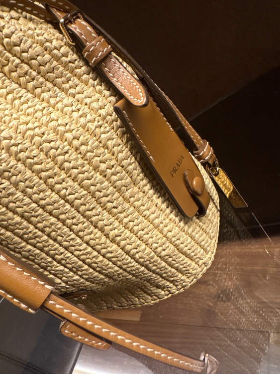 プラダ  （ブランドバッグ）の商品画像 - 査定依頼日：2026年3月26日 - 最高査定価格：170,000円